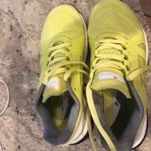 Adidas Stella McCartney boost tennis shoes